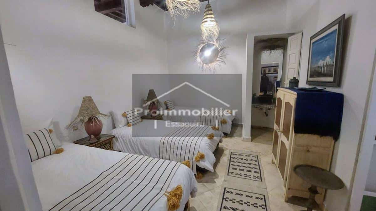 Beau Riad de 200 m² dans la médina à vendre à Essaouira terrain 100 m² avec terrasse privative