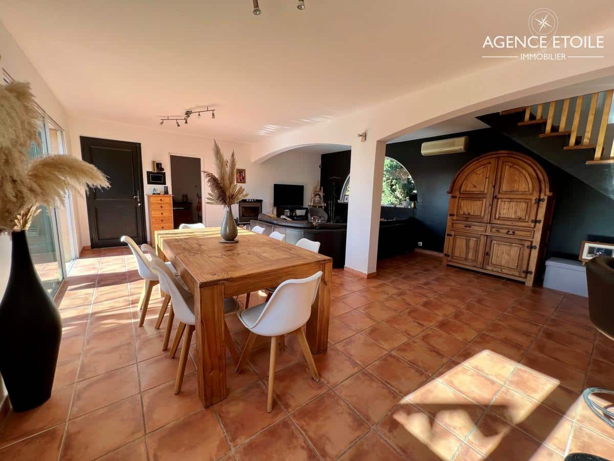 Pretty Provencal house of around 130m2