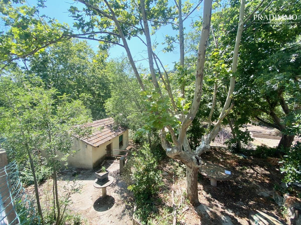 BASTIA- CARDO – Lot de trois maisons d’une surface totale de