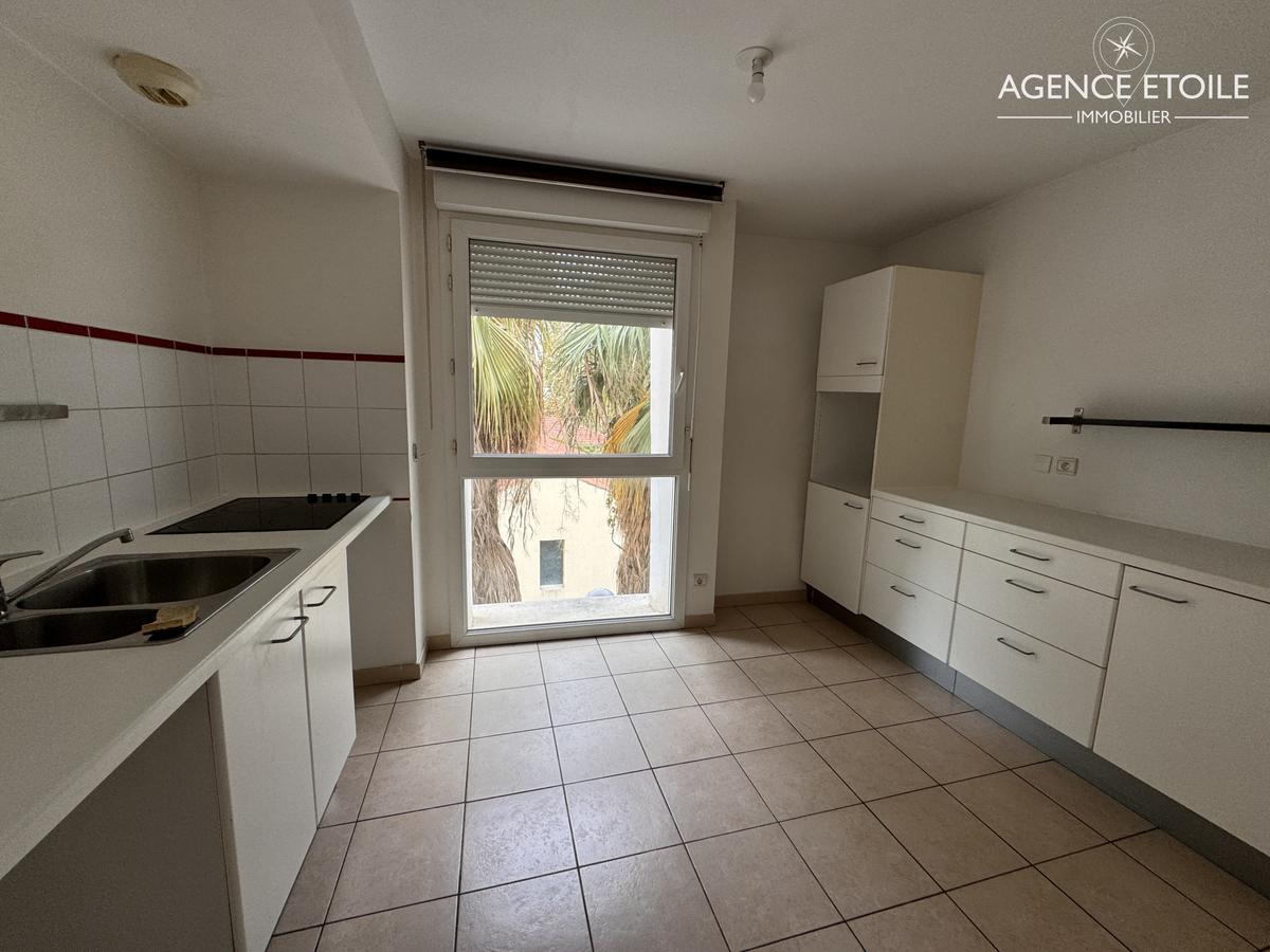 TYPE 4 EN DUPLEX DANS LE QUARTIER MERMOZ / PRADO