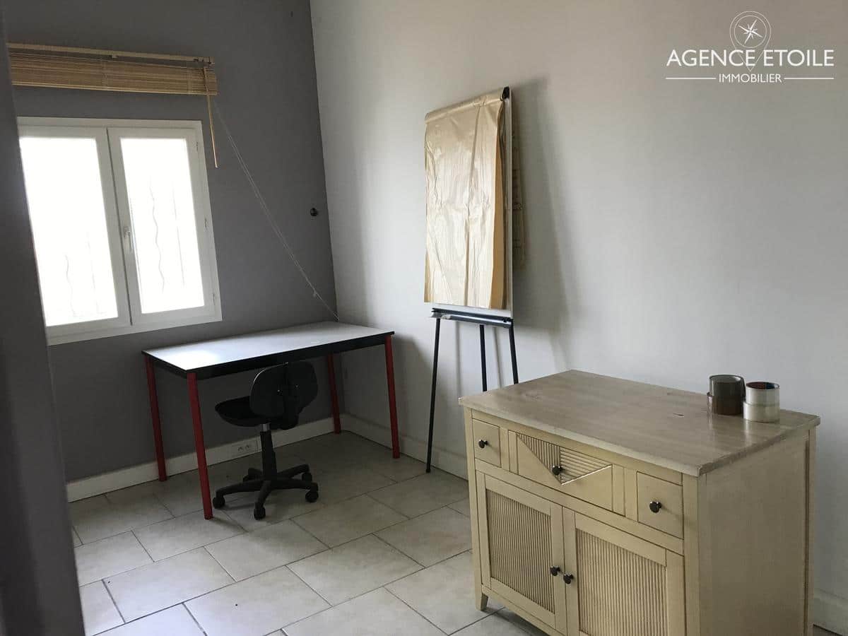 LOCAUX D’ACTIVITE/BUREAUX A LOUER A LANCON DE PROVENCE