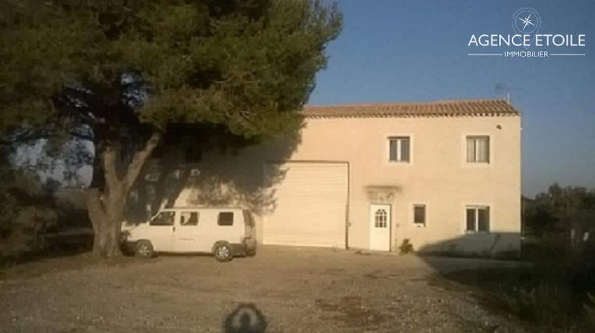 Activity premises/offices for rent in Lancon de Provence