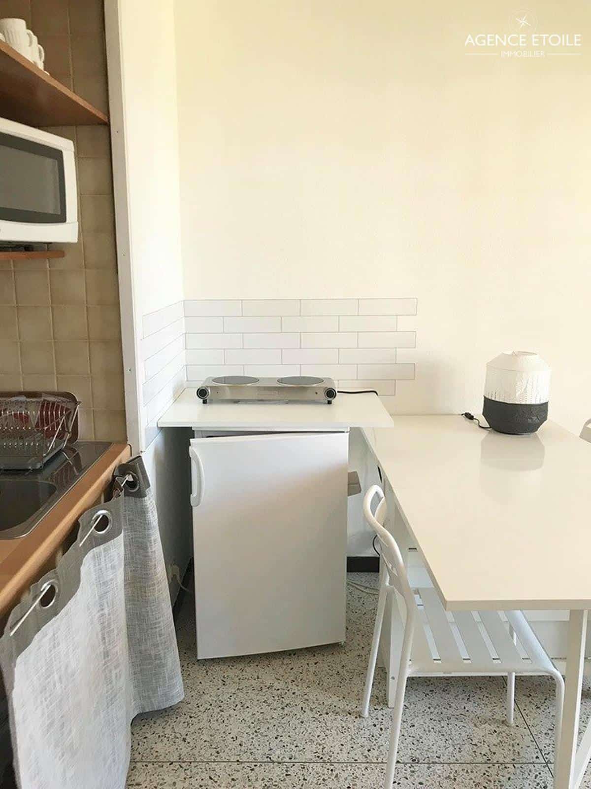 Furnished studio Residence Les Studios de Loubassane with parking