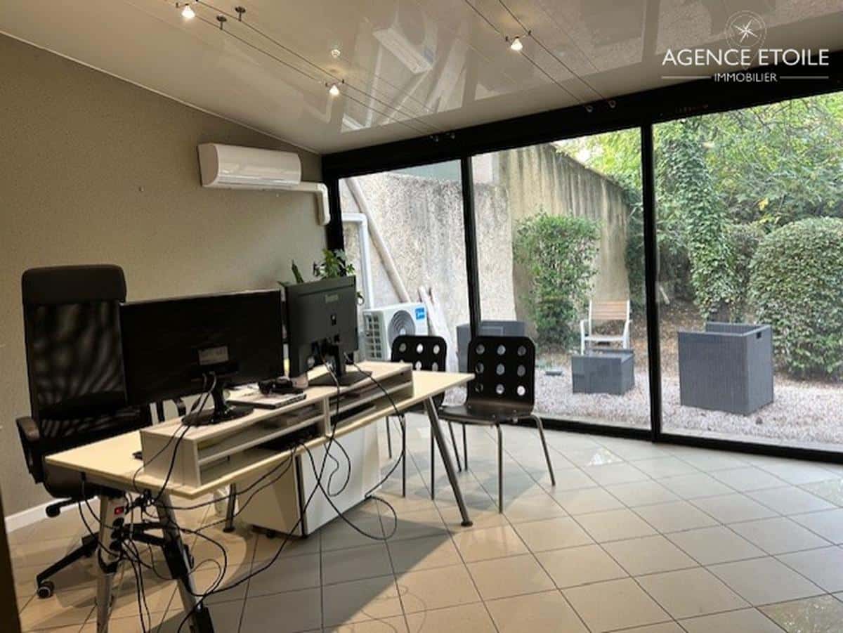 BUREAUX DE 113M2 A LOUER SALON DE PROVENCE