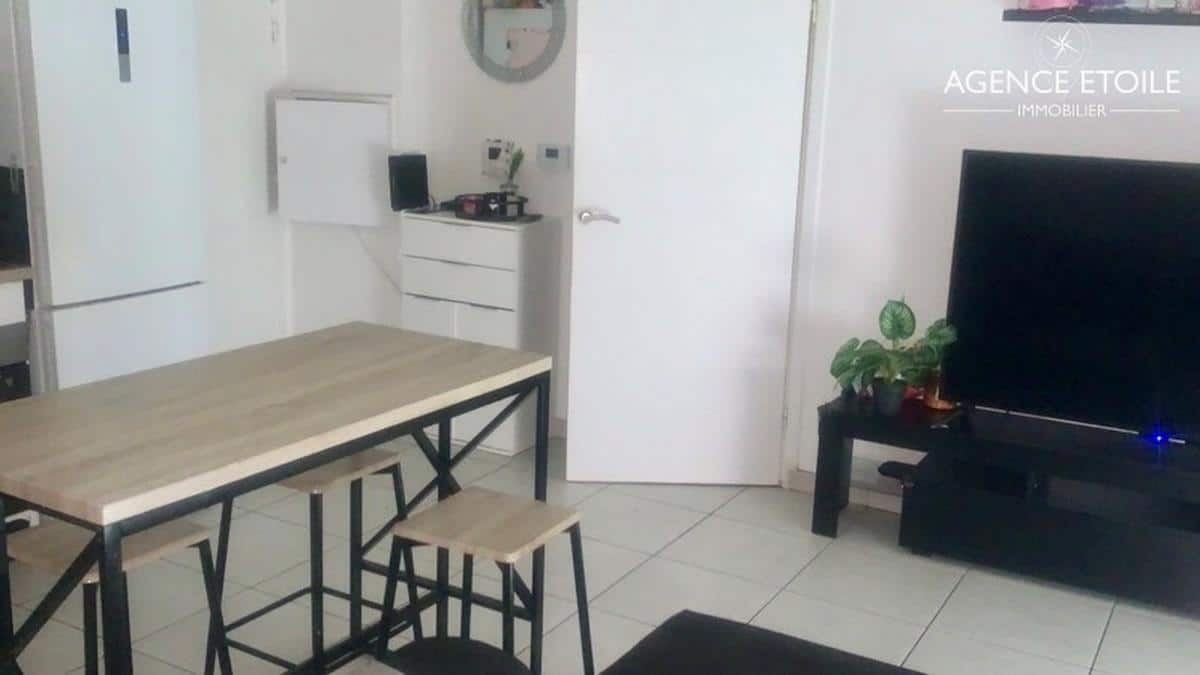 Gardanne – Appartement T3 avec terrasse et place de parking