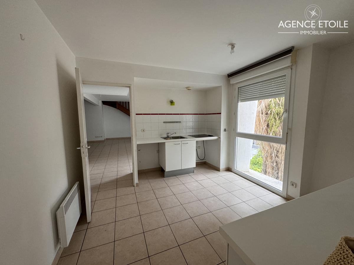 TYPE 4 EN DUPLEX DANS LE QUARTIER MERMOZ / PRADO