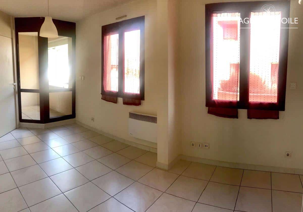 Appartement Type 2 – Résidence Signoret – Proximité centre v