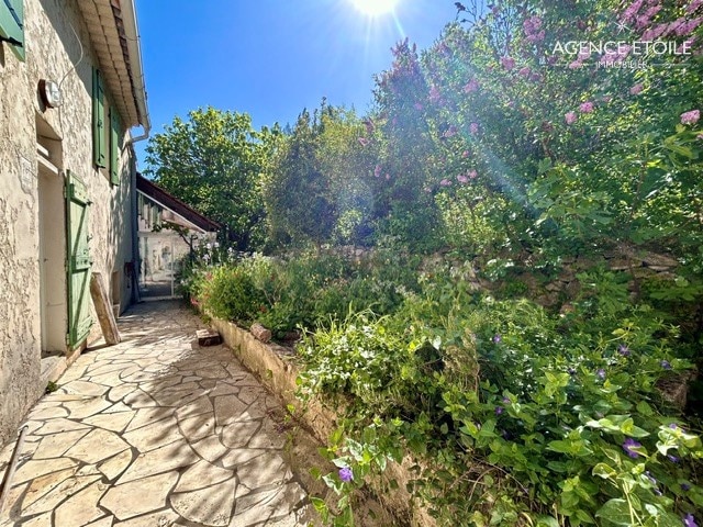 Maison de Village -184 m2