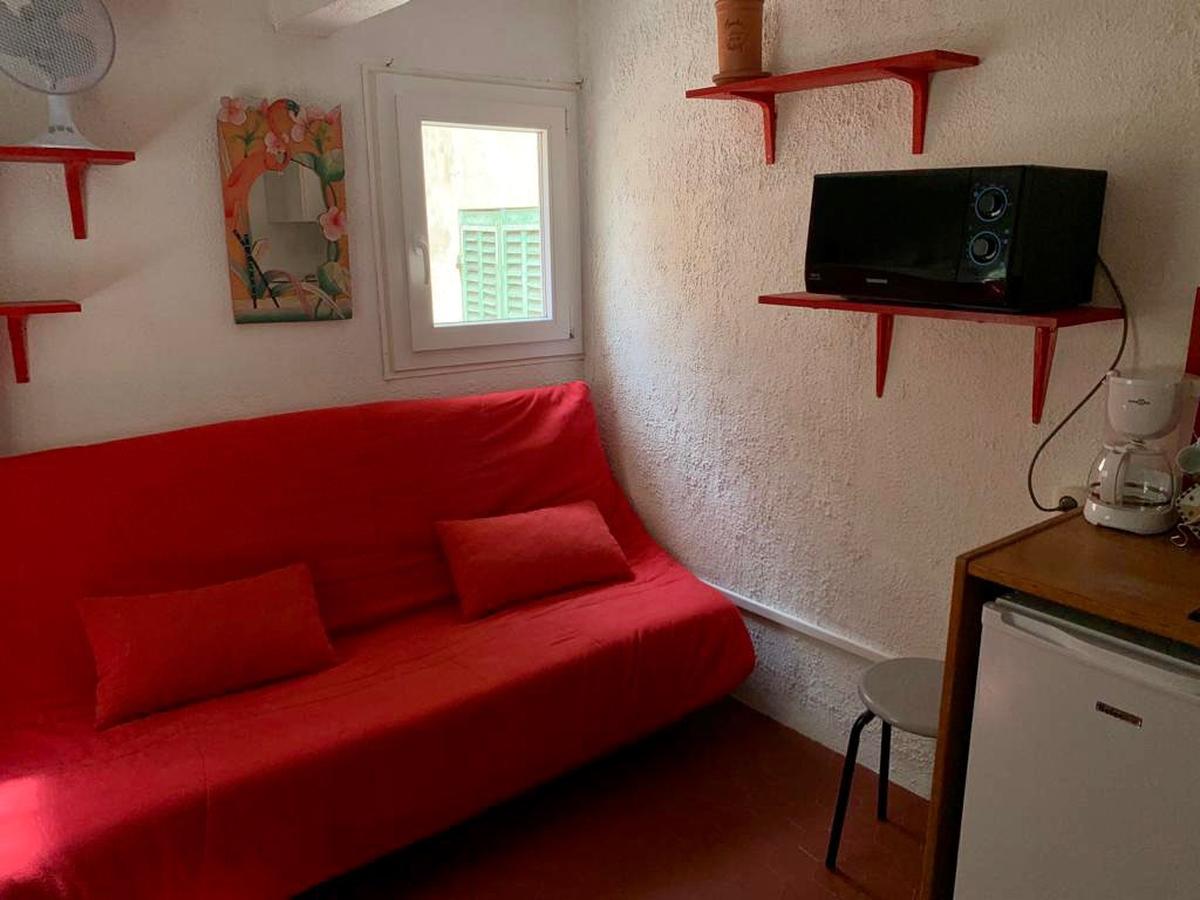 Furnished studio - Rue Montigny