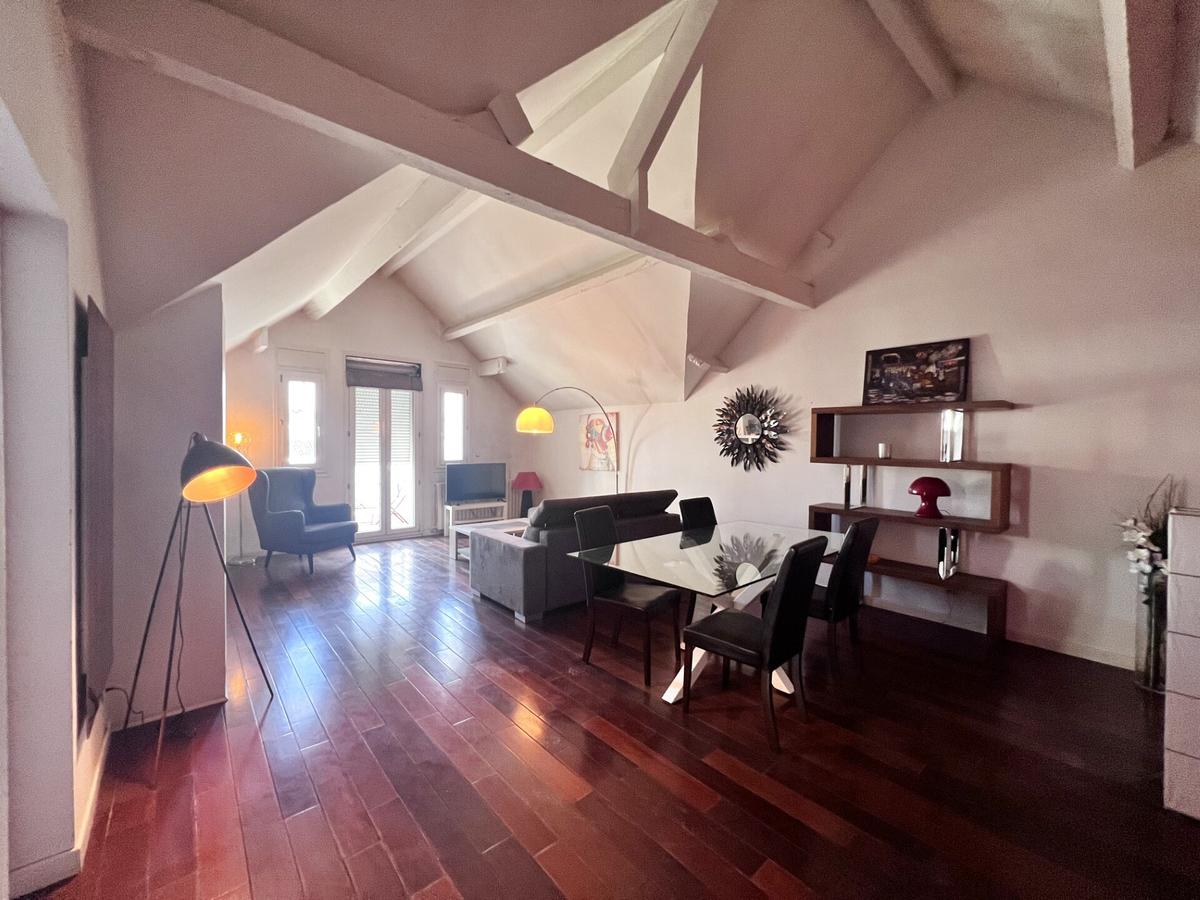 Marseille 8th Golden Square 2-room apartment with balcony