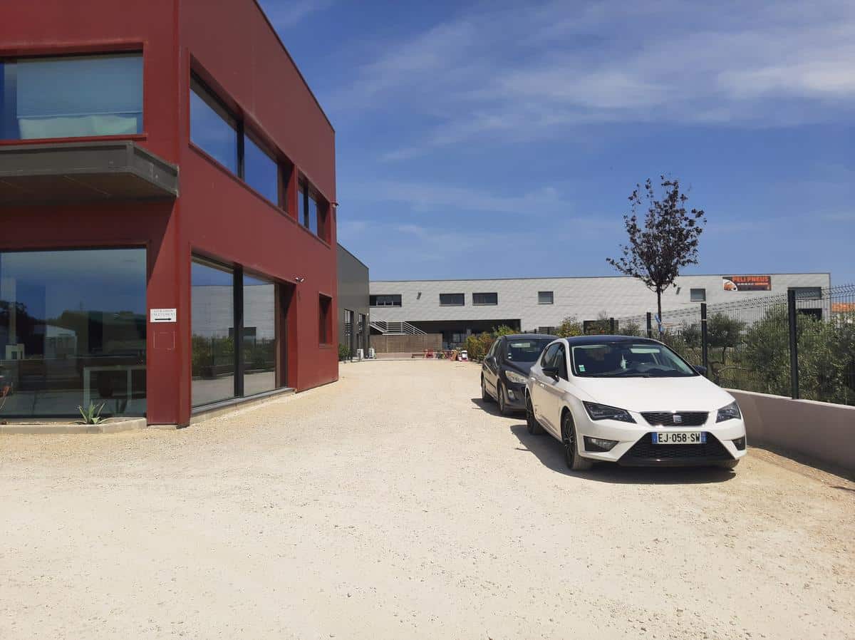 PELISSANNE – BUREAUX DE 143 M2 A LOUER