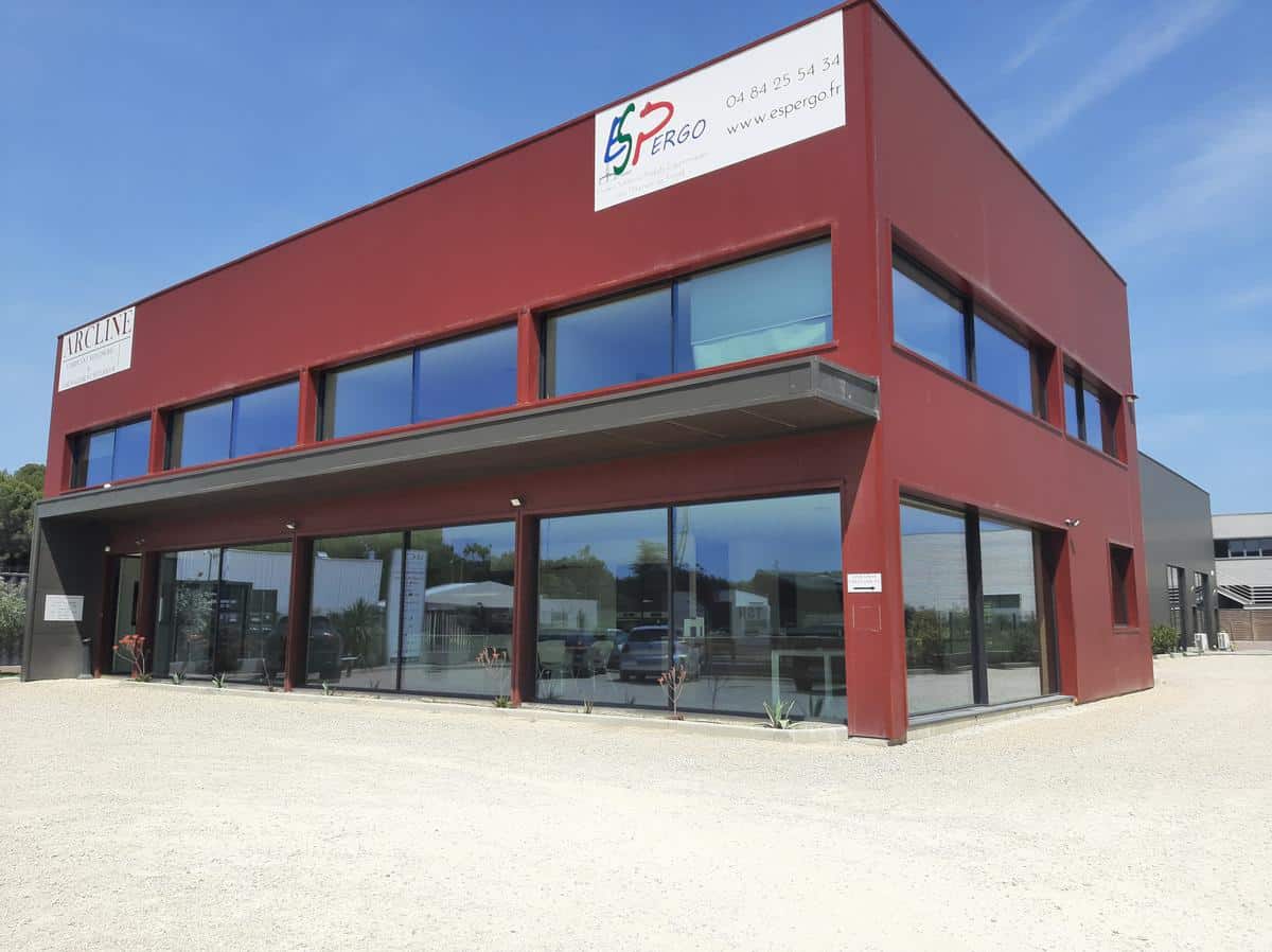 PELISSANNE - BUREAUX DE 143 M2 A LOUER