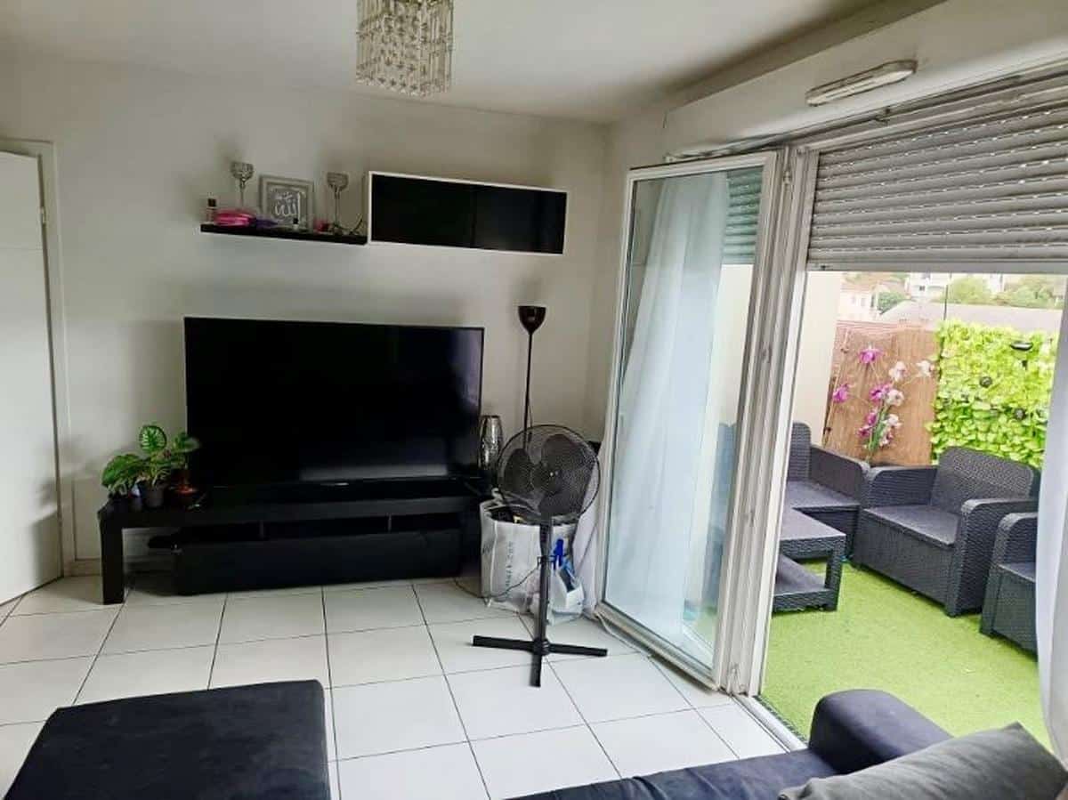 Gardanne – Appartement T3 avec terrasse et place de parking