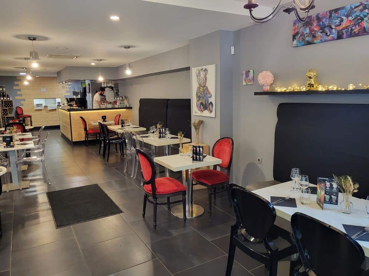 MURS ET FONDS – MARSEILLE LA ROUVIERE – 13009  – Restaurant