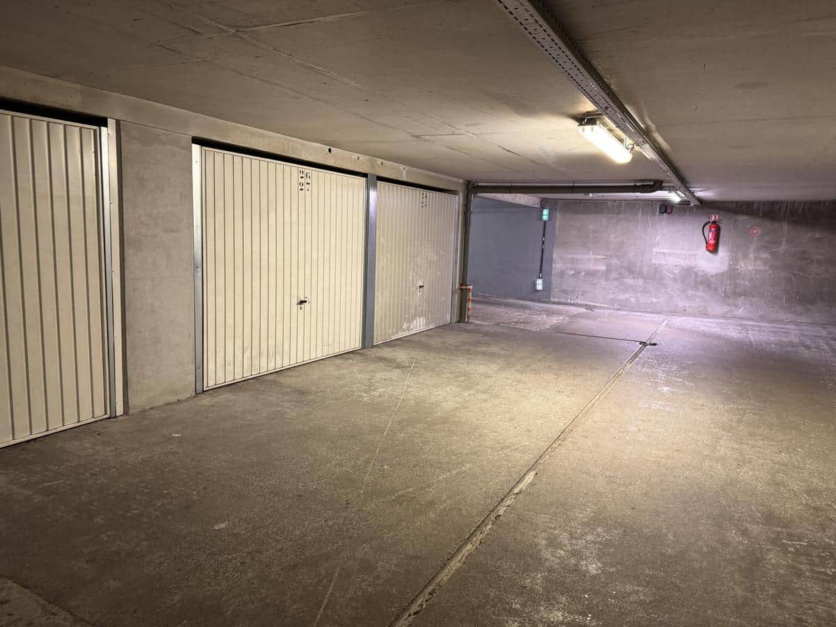 GARAGE FERME – COURS GAFFE – PROXIMITE CASTELLANE