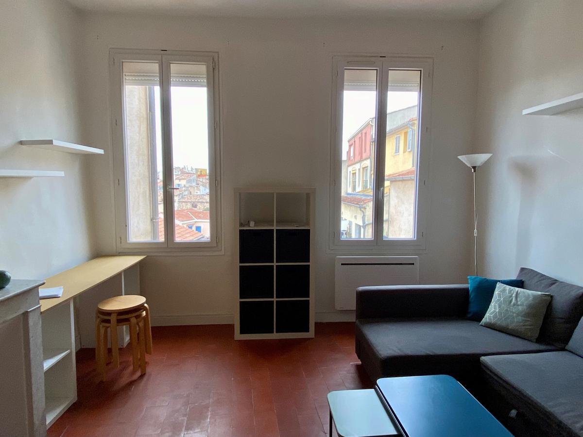 Beautiful furnished apartment Rue de l'annonciade