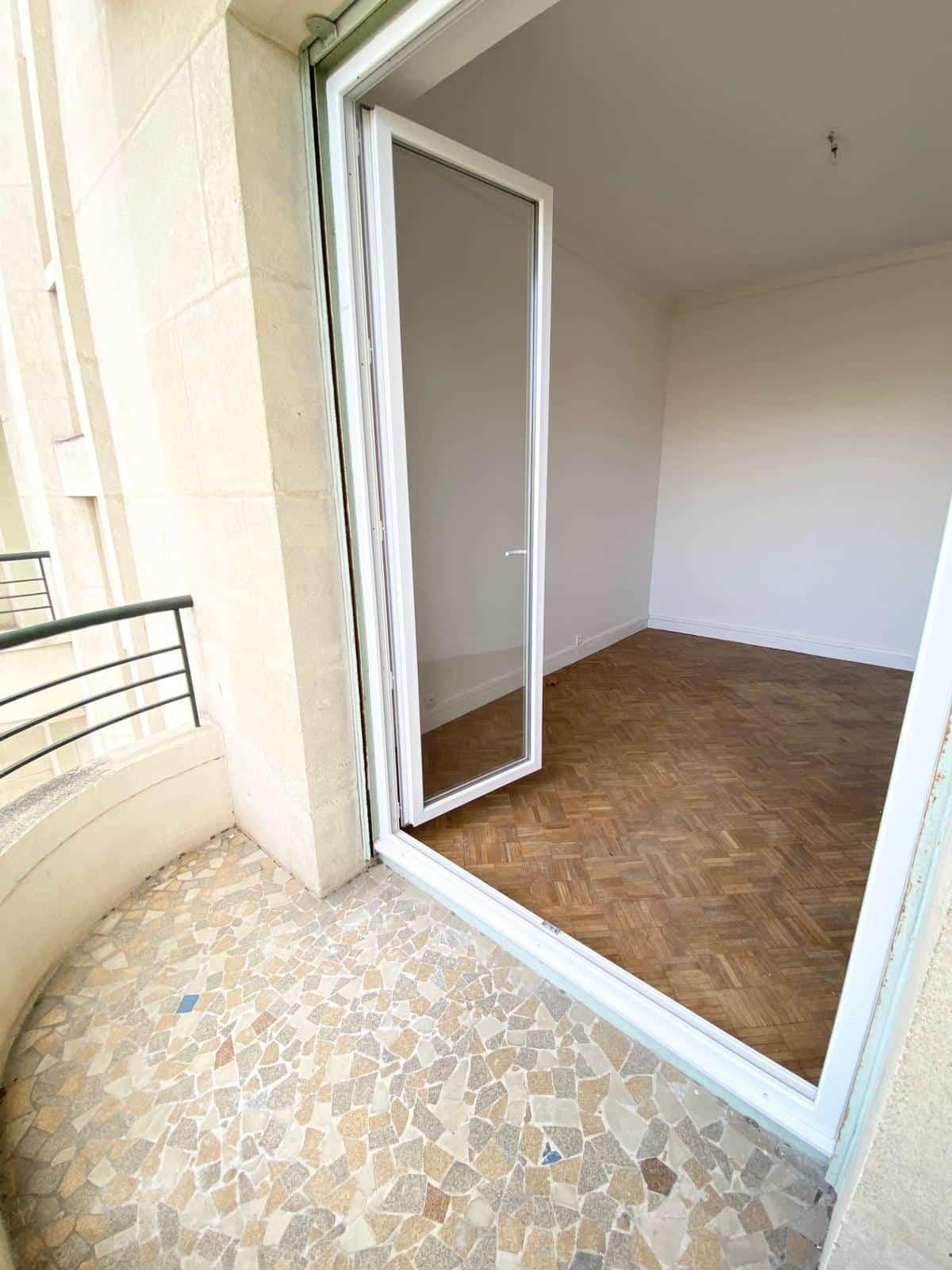 Type 3 de 70.55 m2 Bd Lord Duveen 13008 MARSEILLE